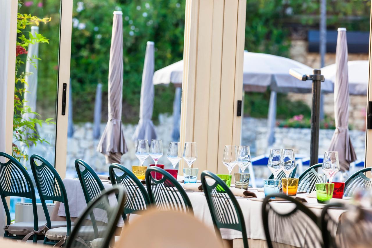 Le Torri Del Garda Familyspa Resort Торри-дель-Бенако Экстерьер фото