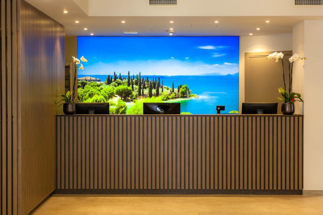 Le Torri Del Garda Familyspa Resort Торри-дель-Бенако Экстерьер фото